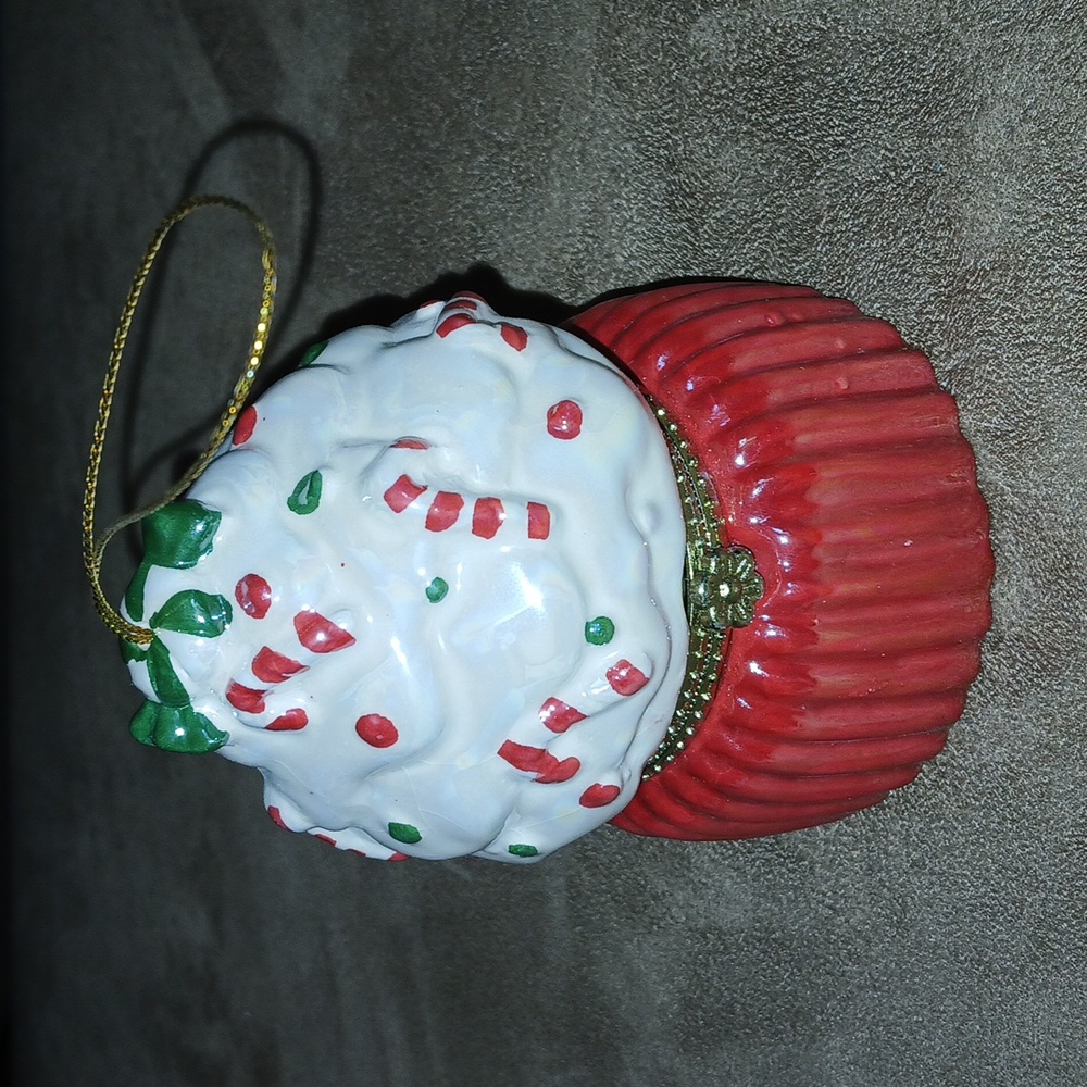 Mr. Christmas Candy Cane Cupcake Music Box Ornament